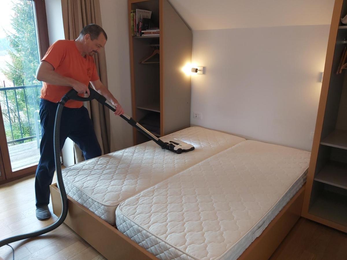 Bed & Breakfast Base Camp Krize Bagian luar foto